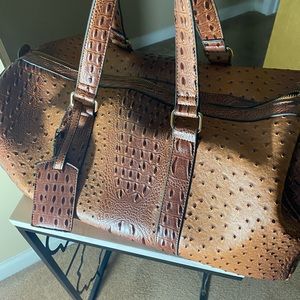 SATCHEL & CARRY CASE.